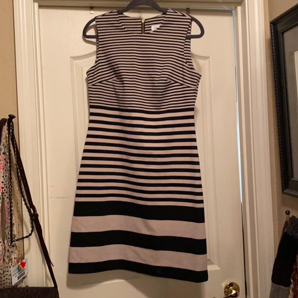 Calvin Klein size 6 knit dress